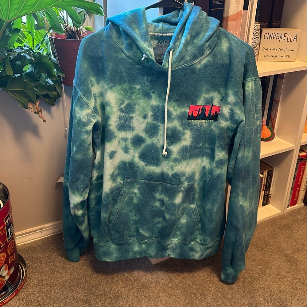 Artist Union blue green tie-dye